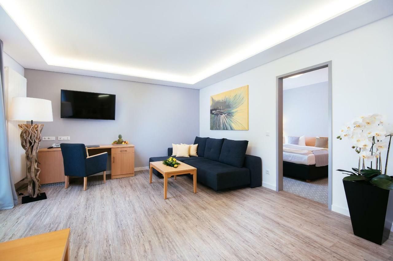 Parkhotel IV Jahreszeiten Кюлунгсборн Экстерьер фото